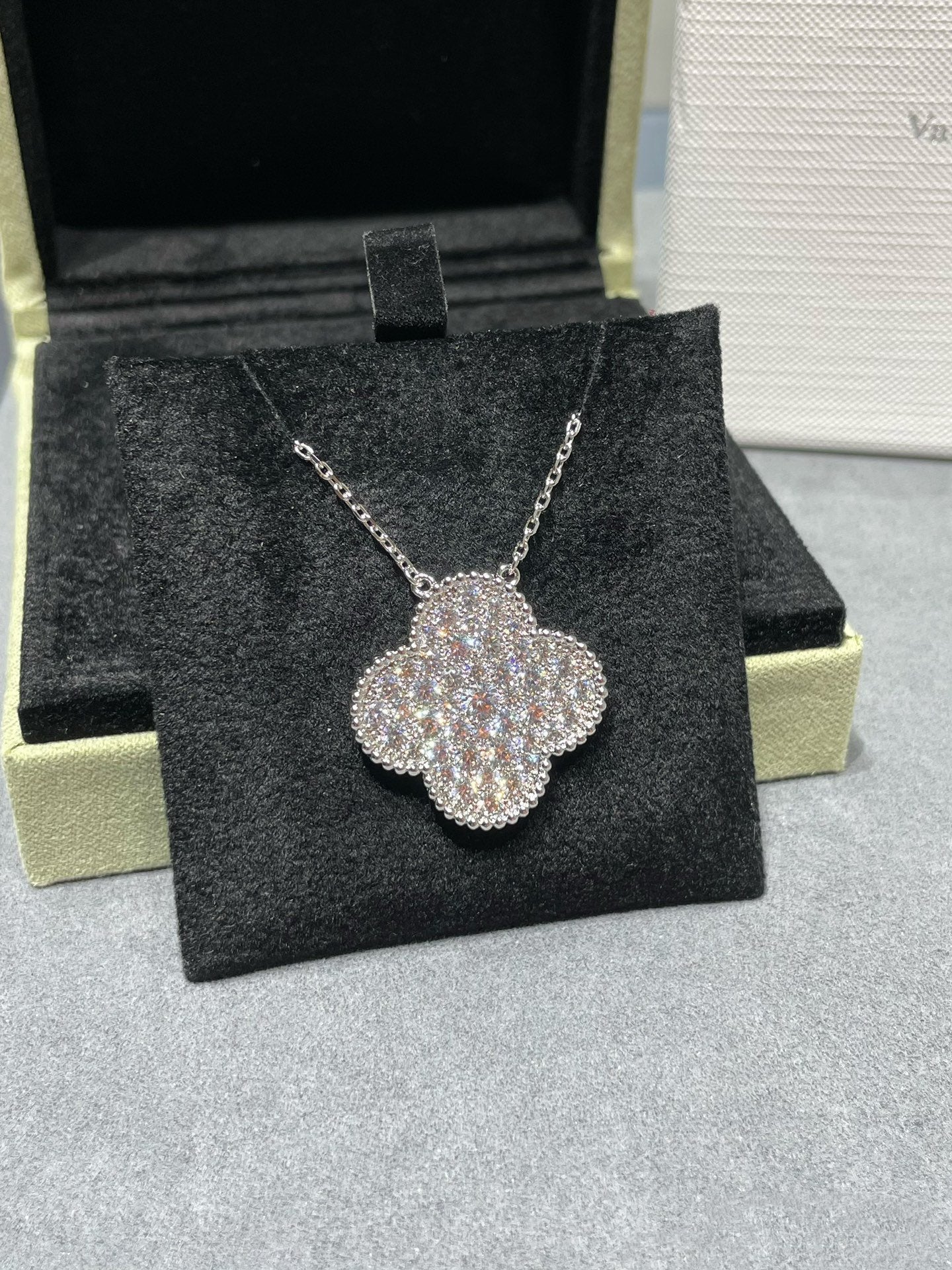 DIANA CLOVER 25MM LARGE PENDANT DIAMOND PAVED SILVER NECKLACE