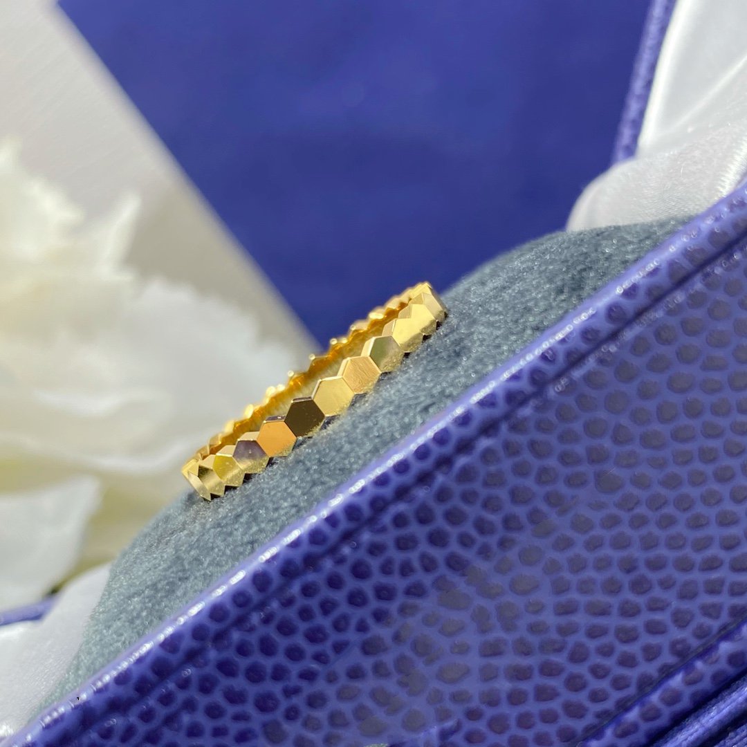 DIANA BEE LOVE SMALL RING