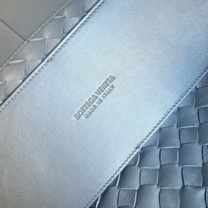 BV MEDIUM ANDIAMO 32CM DARK GREY LAMBSKIN