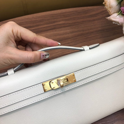 HM Kelly Cut 31cm White Swift Leather Ghw