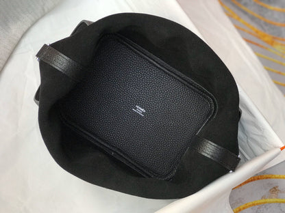 picotin lock 22 black togo shw