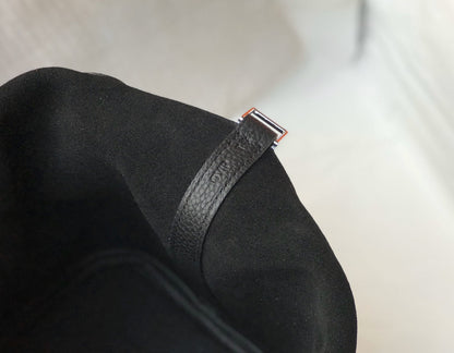 picotin lock 22 black togo shw