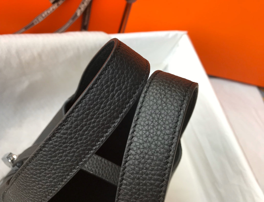 picotin lock 18 black togo shw