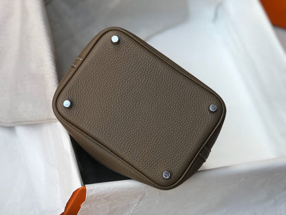 picotin lock 18 brown togo shw