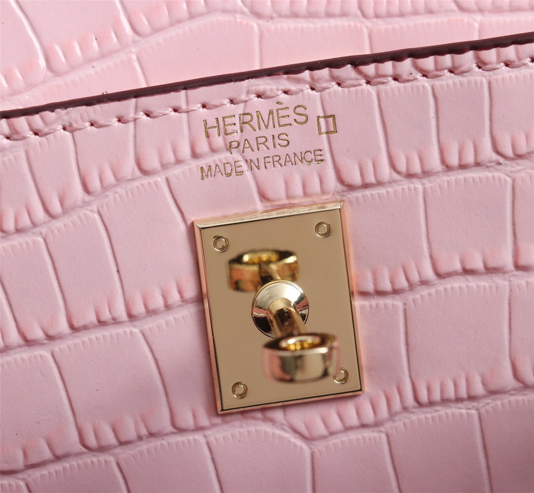 HM KELLY MINI 22 LIGHT PINK EMBOSSED CALFSKIN GOLD HARDWARE