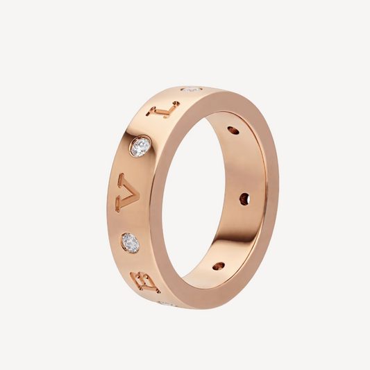 DIANA ZERO 1 ESSENTIAL PINK GOLD BAND WITH DIAMONDS RING