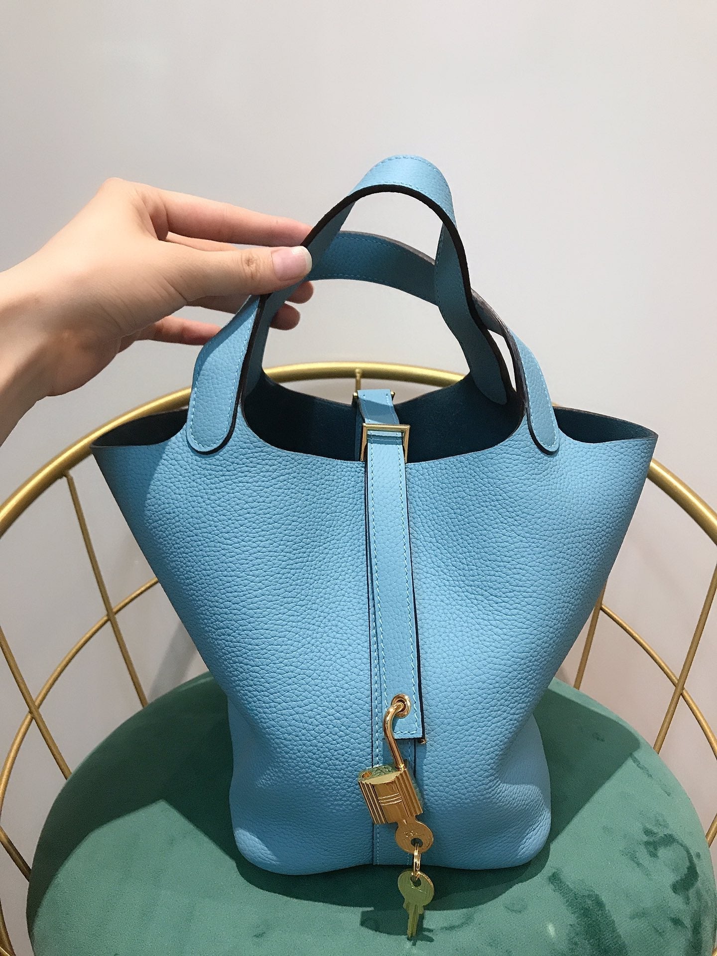 picotin lock 18 blue sky togo ghw