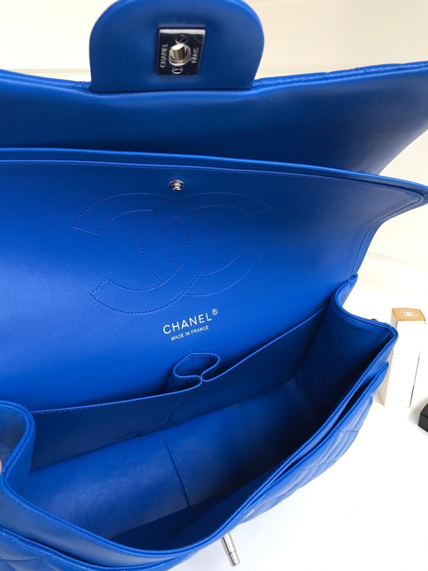 flap bag jumbo 30 blue lambskin silver hardware