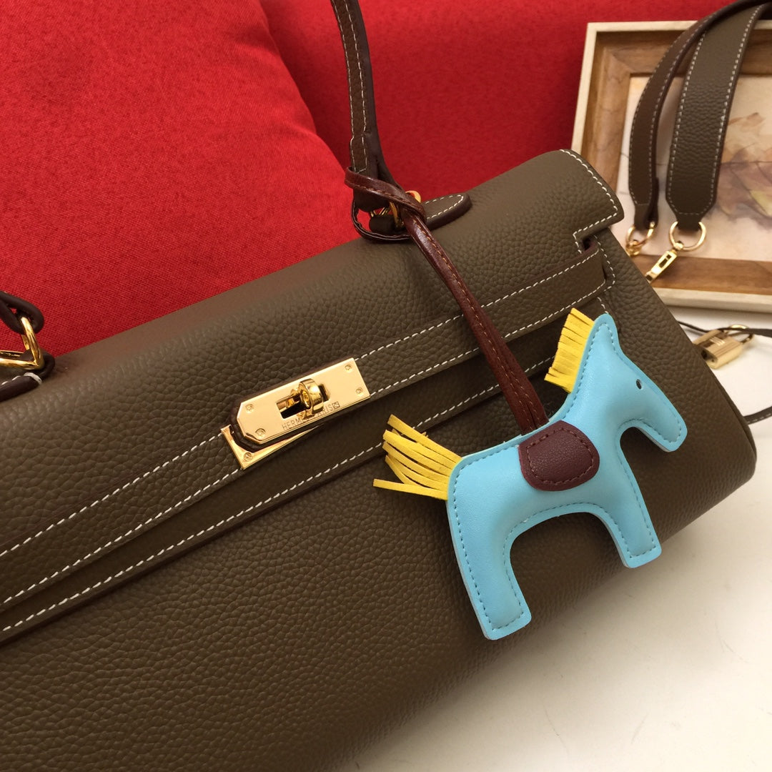 HM SHOULDER BAG 35 CEDAR TOGO GOLD HARDWARE