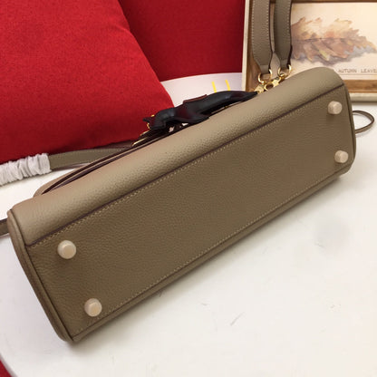 HM SHOULDER BAG 35 SAND TOGO GOLD HARDWARE