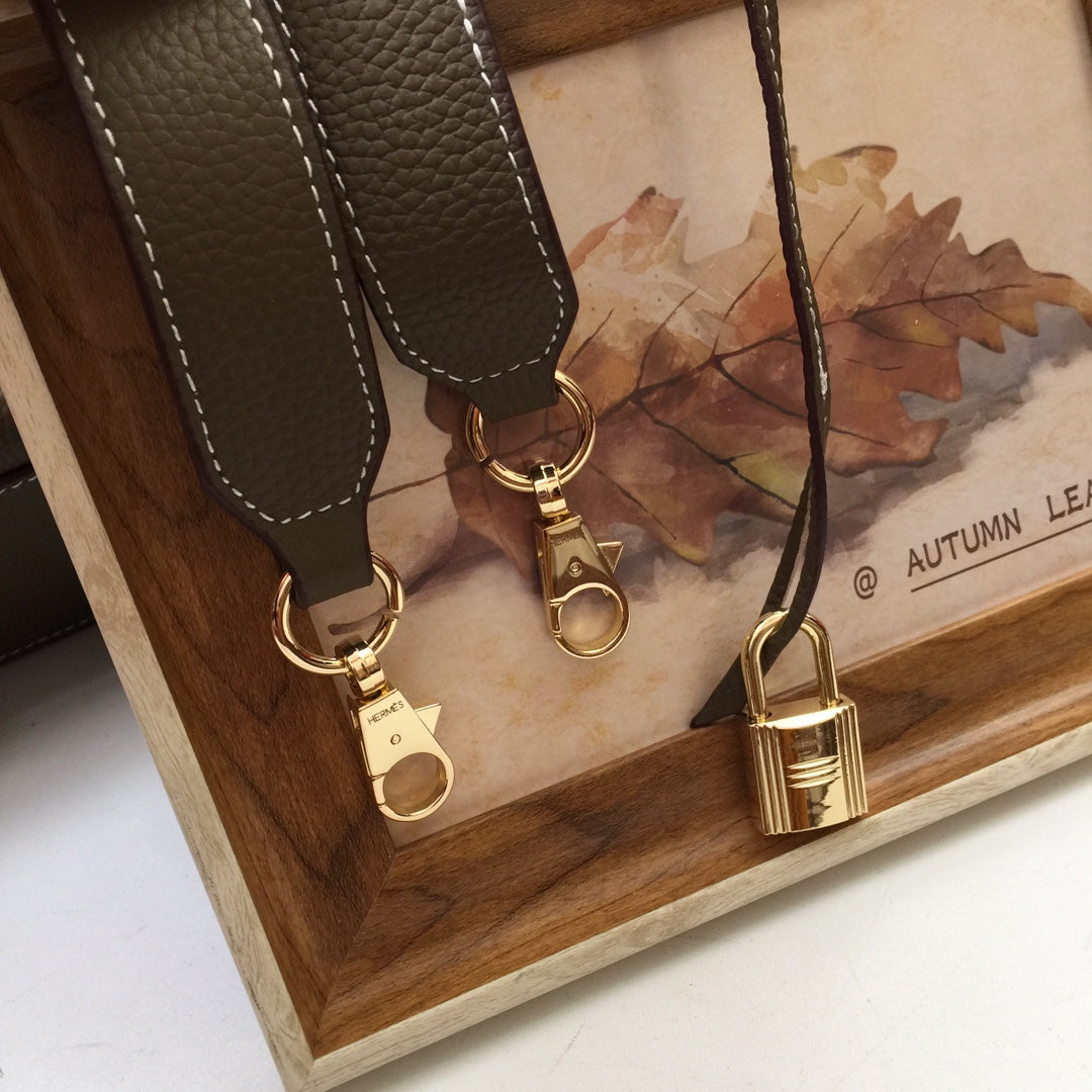 HM SHOULDER BAG 35 CEDAR TOGO GOLD HARDWARE