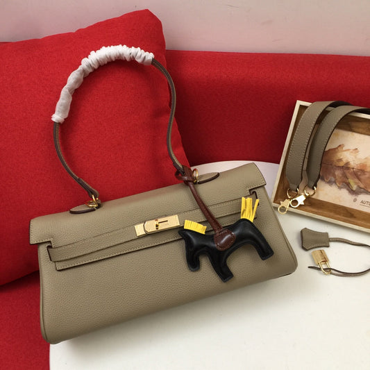 HM SHOULDER BAG 35 SAND TOGO GOLD HARDWARE