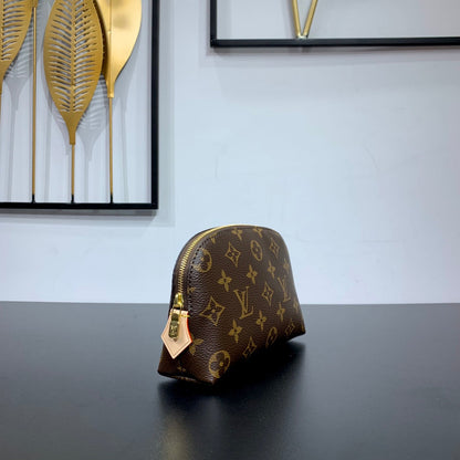 POCHETTE COSM¨¦TIQUE PM 19 IN BROWN MONOGRAM CANVAS