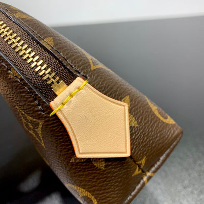 POCHETTE COSM¨¦TIQUE PM 19 IN BROWN MONOGRAM CANVAS