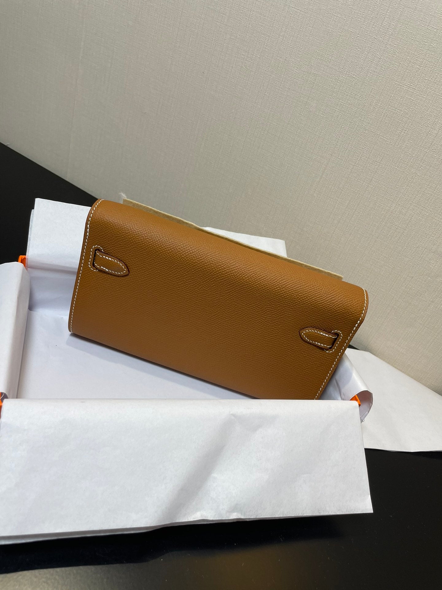 kelly woc 20.5 gold epsom silver hardware