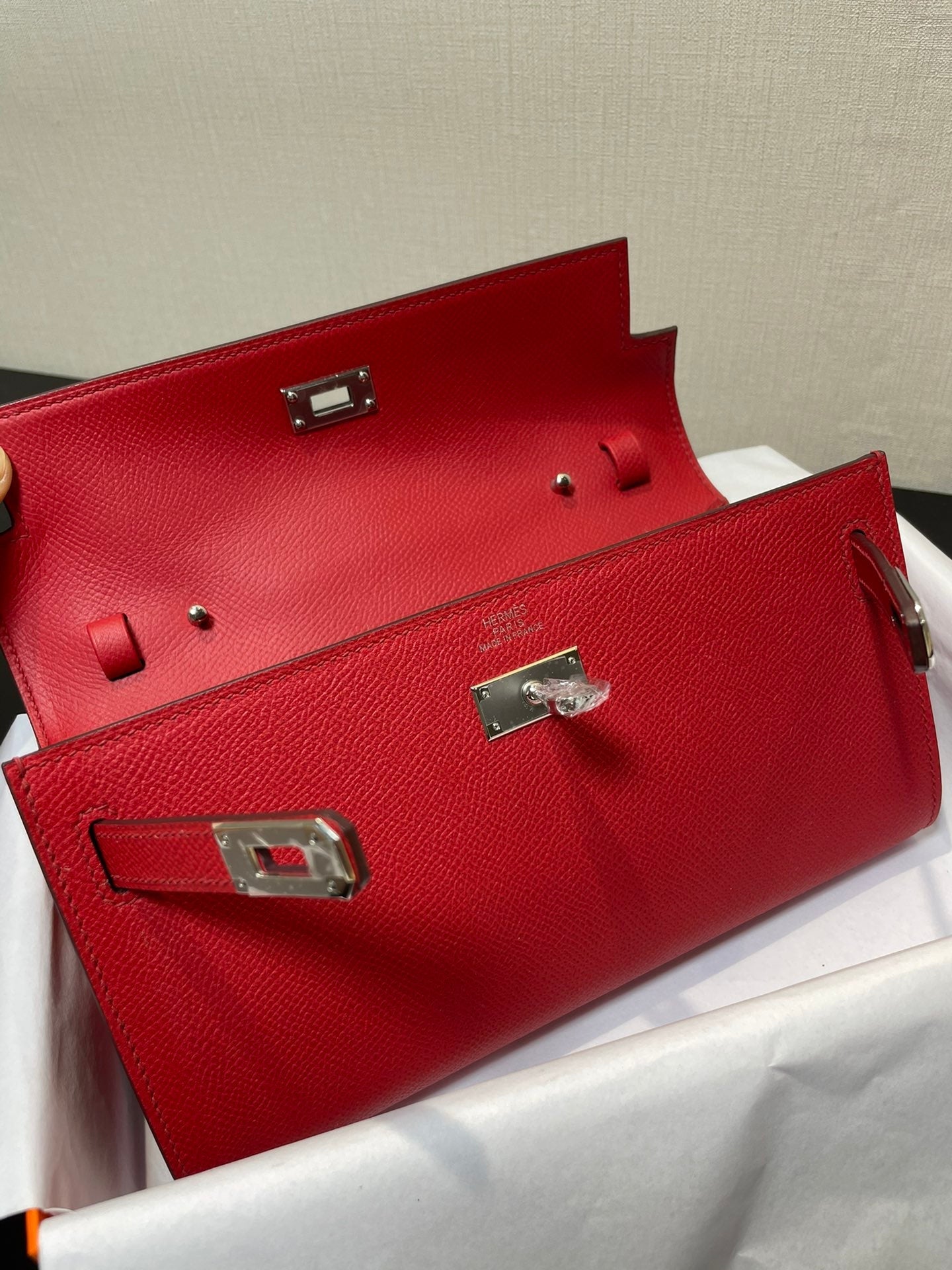 kelly woc 20.5 red epsom silver hardware