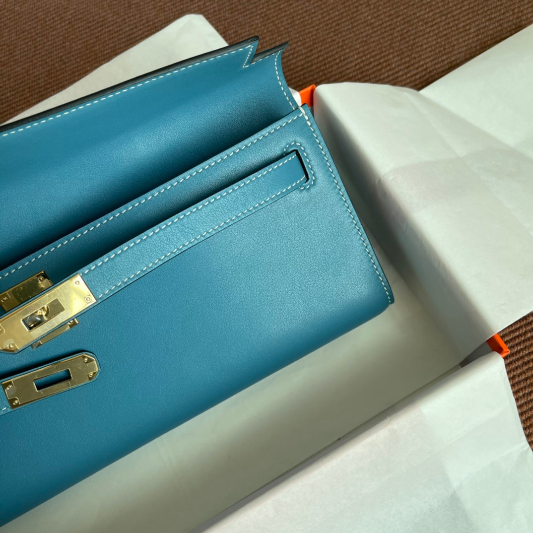 HM Kelly Cut 31cm Light Blue Swift Leather Ghw