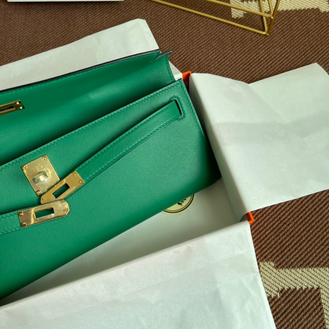 HM Kelly Cut 31cm Green Swift Leather Ghw