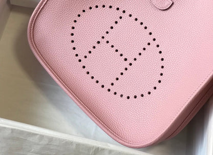 Evelyne 29cm Pink Togo Shw