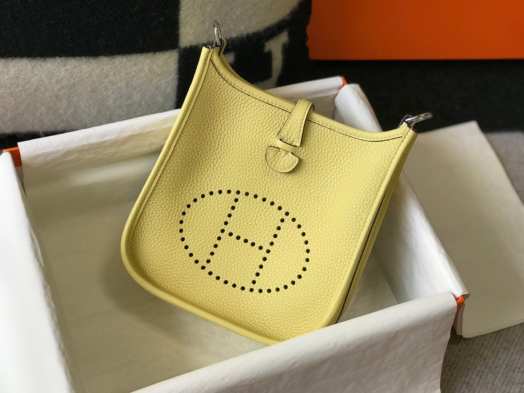 Mini Evelyne 18cm Yellow Togo Shw