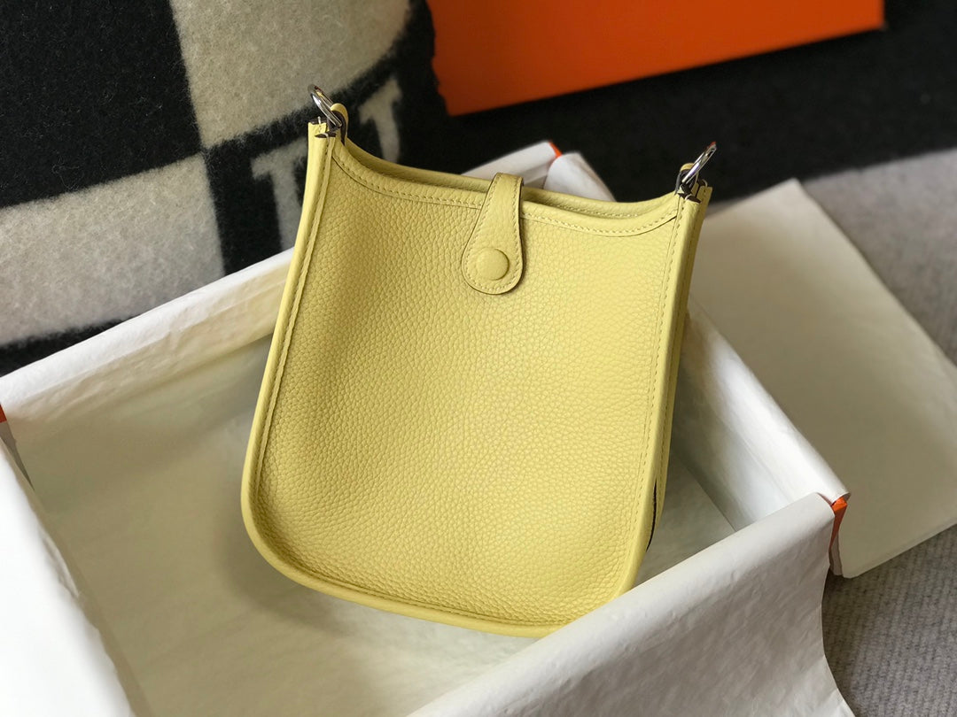Mini Evelyne 18cm Yellow Togo Shw