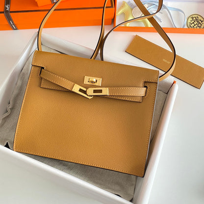 Kelly Danse II 22cm Gold Evercolor Leather Ghw