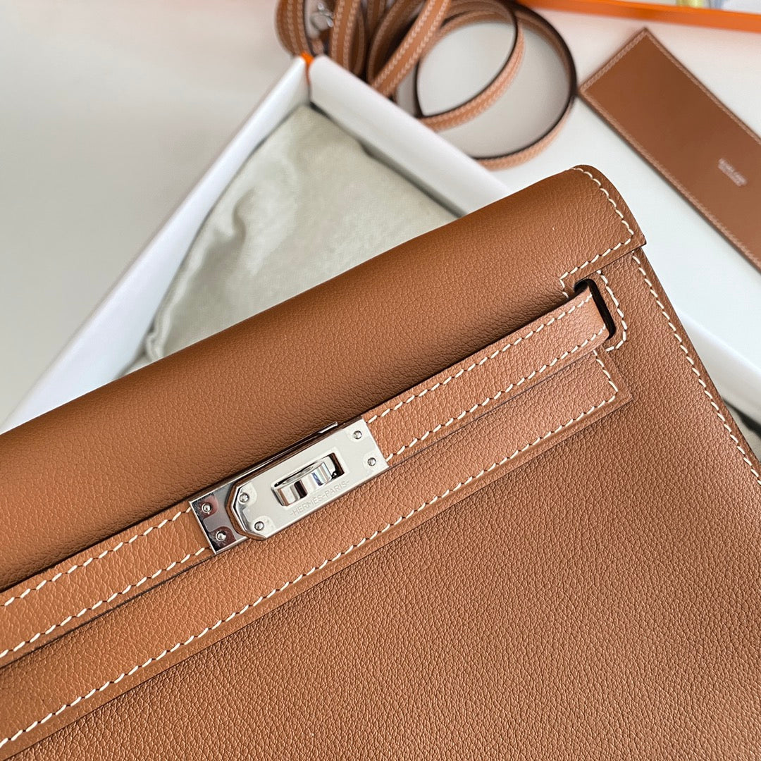 Kelly Danse II 22cm Tan Evercolor Leather Shw