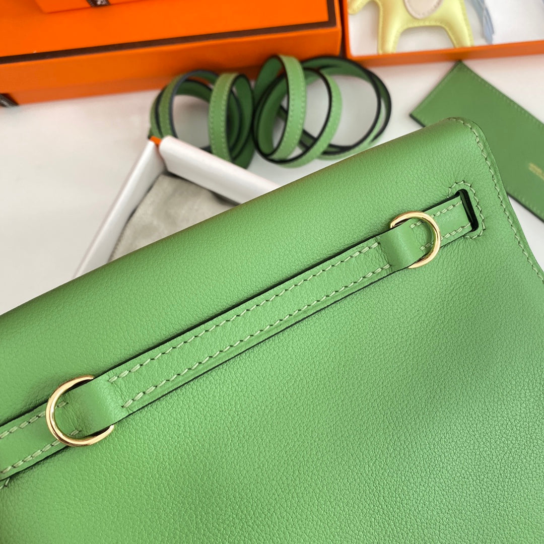 Kelly Danse II 22cm Green Evercolor Leather Ghw