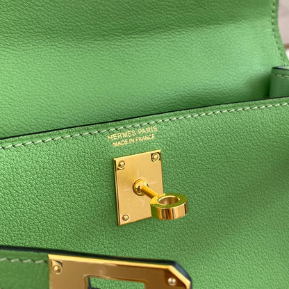 Kelly Danse II 22cm Green Evercolor Leather Ghw