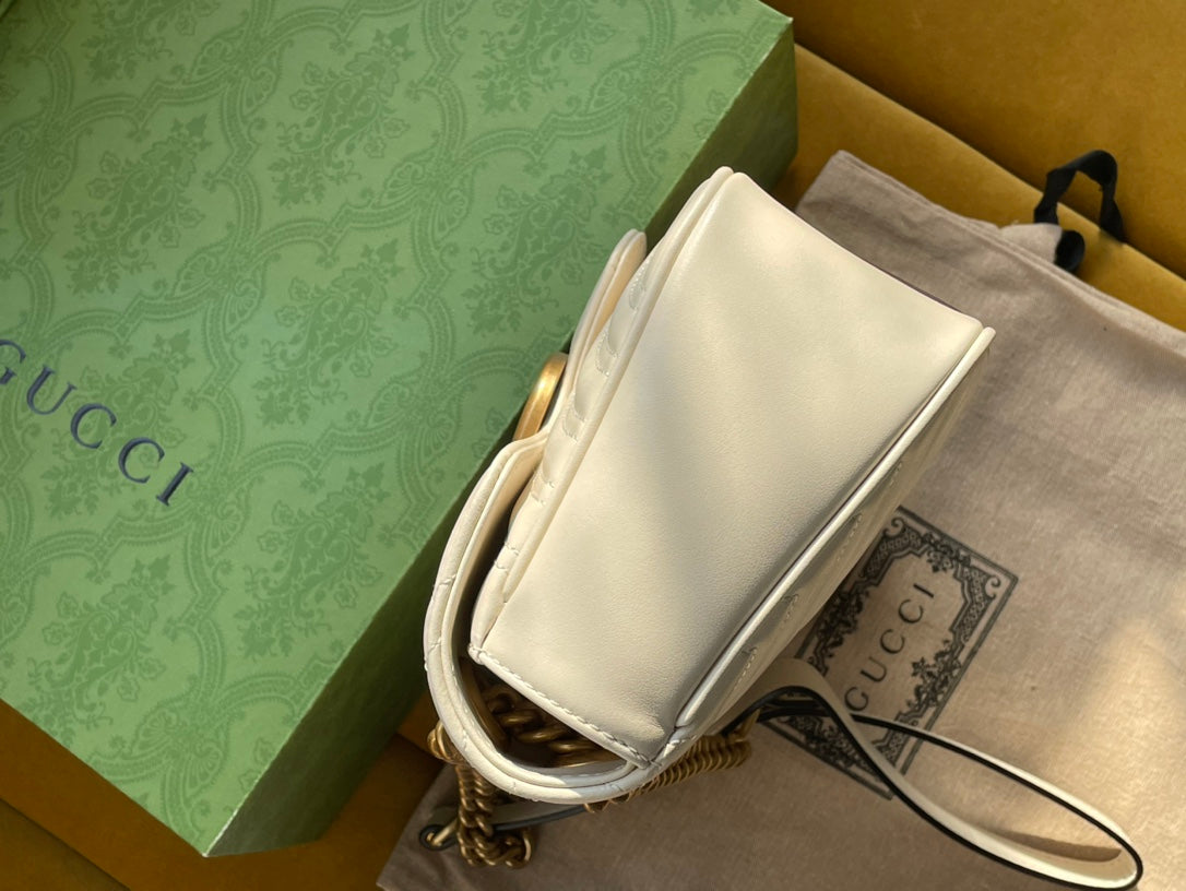 GG MARMONT MATELASS¨¦ LARGE 26 BAG WHITE CALFSKIN