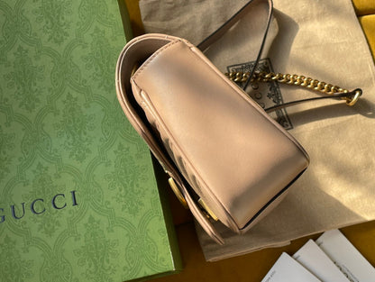 GG MARMONT MATELASS¨¦ LARGE 26 BAG BEIGE CALFSKIN