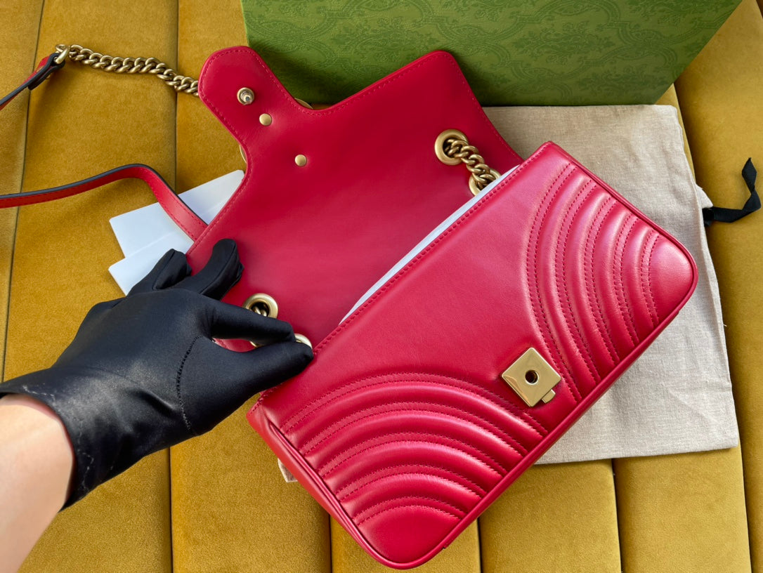 GG MARMONT MATELASS¨¦ LARGE 26 BAG RED PINK CALFSKIN