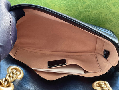 GG MARMONT MATELASS¨¦ SMALL 22 BAG BLACK CALFSKIN