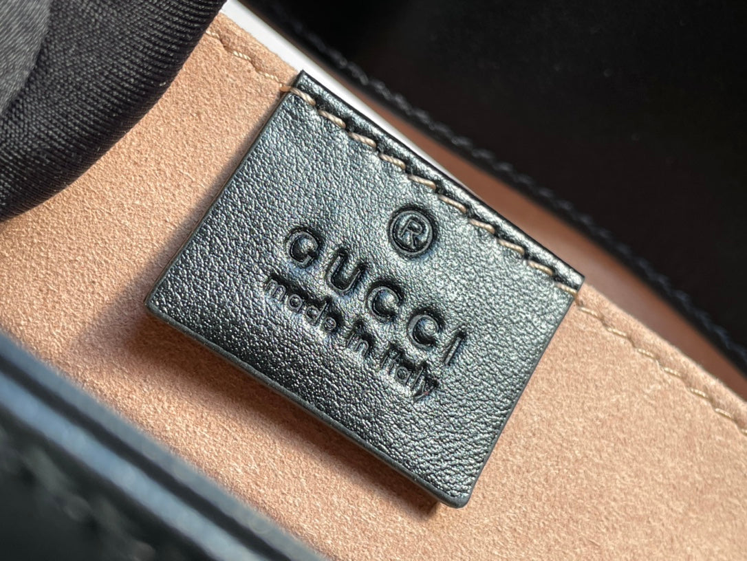 GG MARMONT MATELASS¨¦ SMALL 22 BAG BLACK CALFSKIN