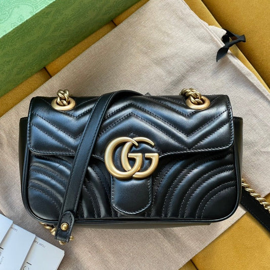 GG MARMONT MATELASS¨¦ SMALL 22 BAG BLACK CALFSKIN