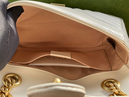 GG MARMONT MATELASS¨¦ SMALL 22 BAG WHITE CALFSKIN