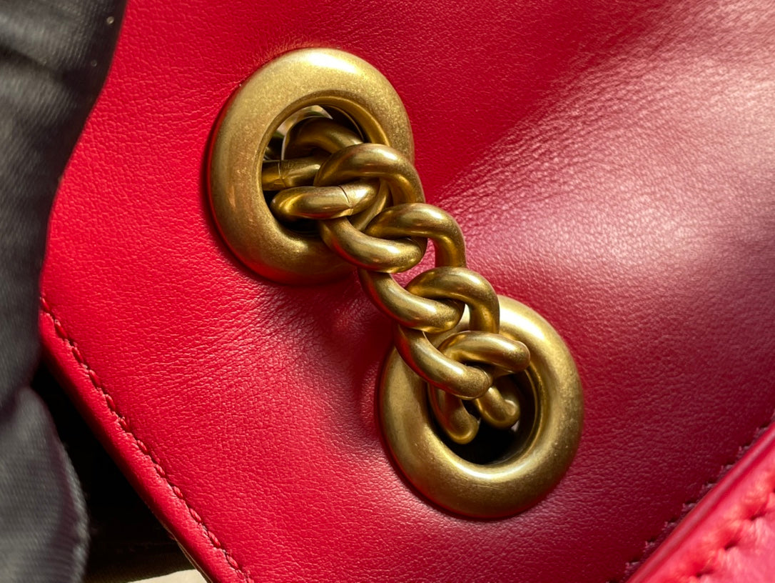 GG MARMONT MATELASS¨¦ SMALL 22 BAG RED PINK CALFSKIN