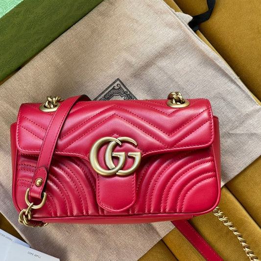 GG MARMONT MATELASS¨¦ SMALL 22 BAG RED PINK CALFSKIN