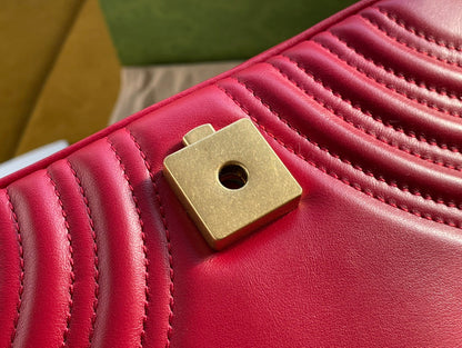GG MARMONT MATELASS¨¦ SMALL 22 BAG RED PINK CALFSKIN