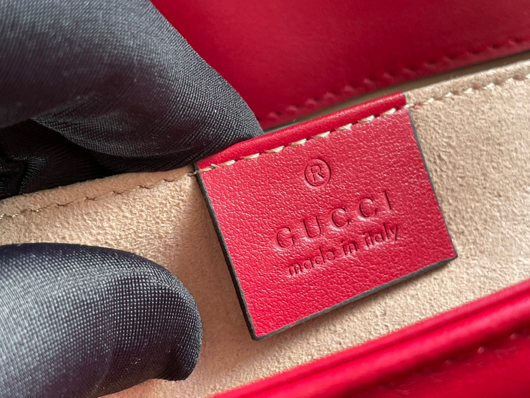 GG MARMONT MATELASS¨¦ SMALL 22 BAG RED PINK CALFSKIN