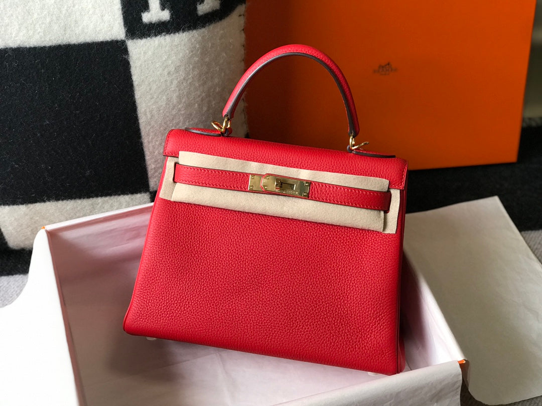 HM KELLY 25CM RED TOGO GOLD HARDWARE