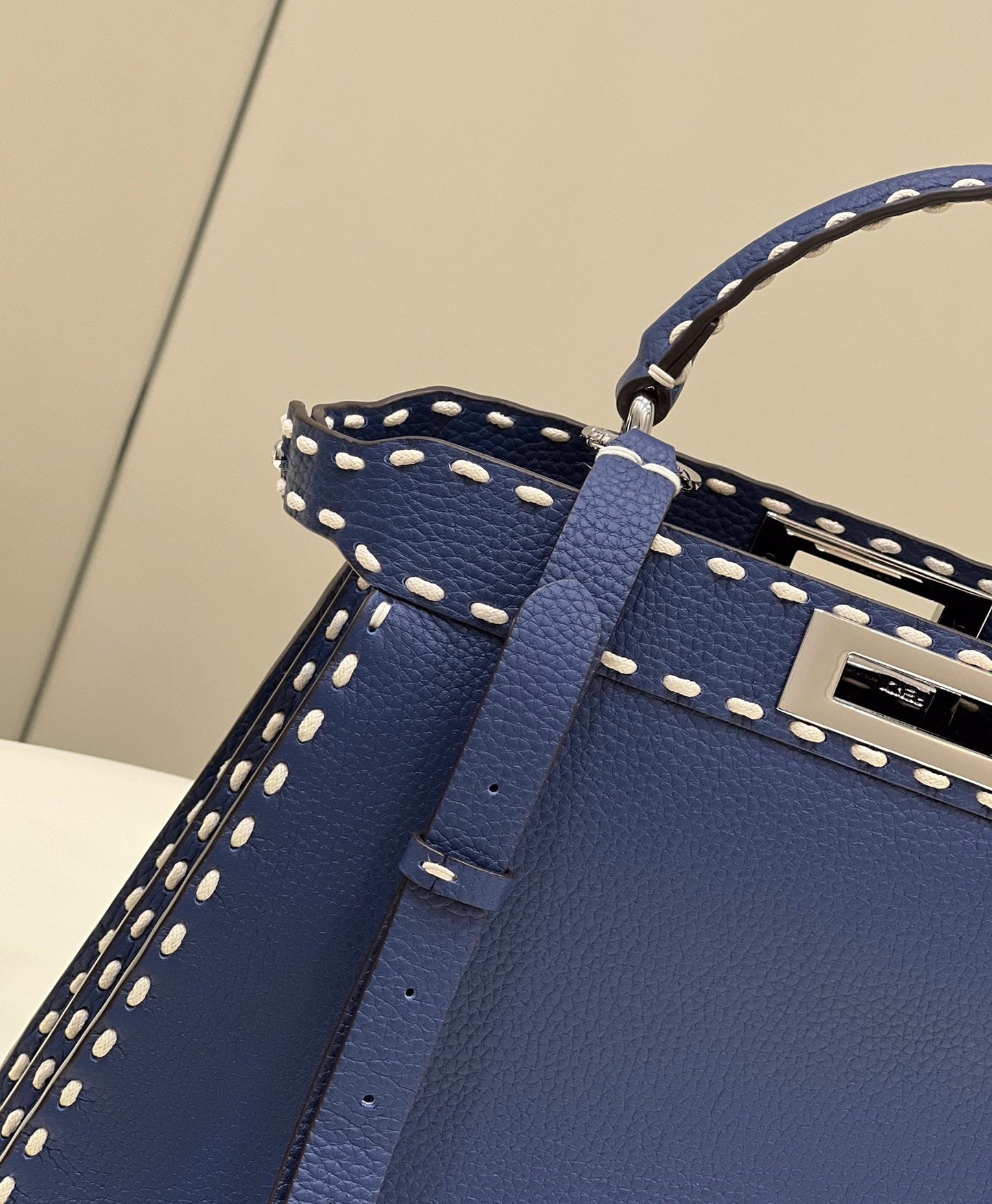 PEEKABOO ISEEU 33 IN NAVY BLUE GRAINED CALFSKIN SILVER HARDWARE