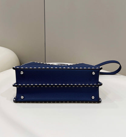 PEEKABOO ISEEU 33 IN NAVY BLUE GRAINED CALFSKIN SILVER HARDWARE