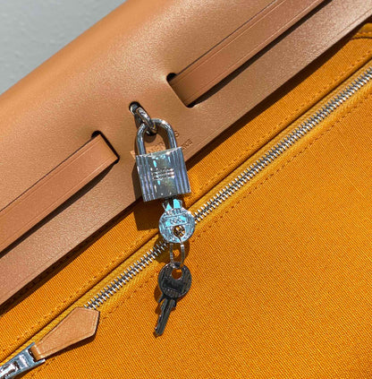 Herbag 31 Toile Dark Yellow Canvas Gold Cowhide Leather