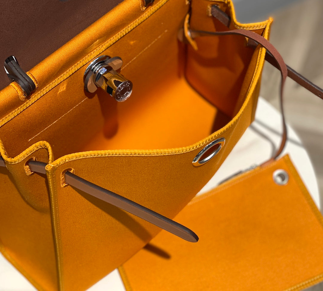 Herbag 31 Toile Dark Yellow Canvas Gold Cowhide Leather