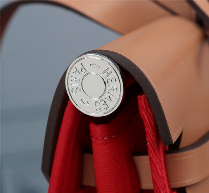 HM HERBAG ZIP 31 RED AND CIDER CANVAS