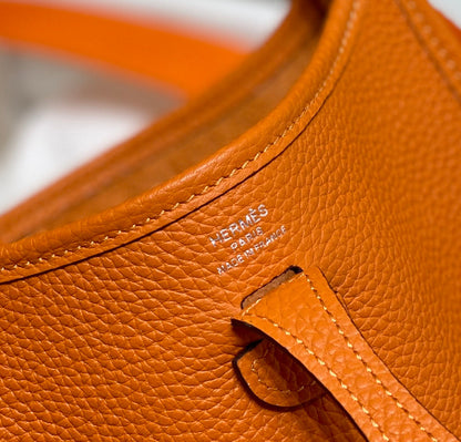 Mini Evelyne 18cm Hot Orange Togo Shw