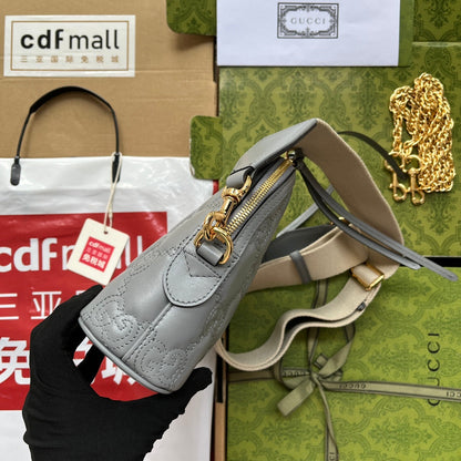 MATELASS¨¦ LEATHER SHOULDER BAG 23 IN GRAY EMBOSSED CALFSKIN GOLD HARDWARE