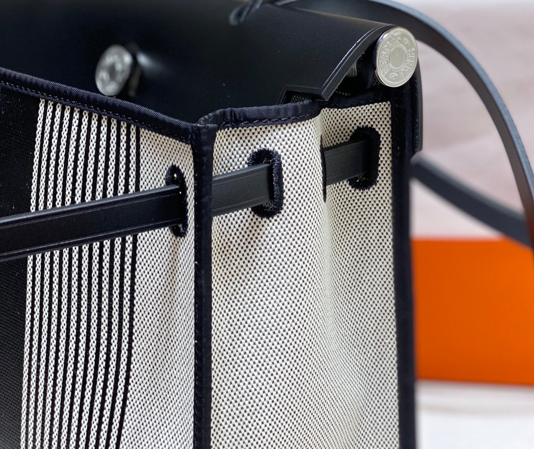 Herbag 31 Toile White Black Canvas Black Cowhide Leather