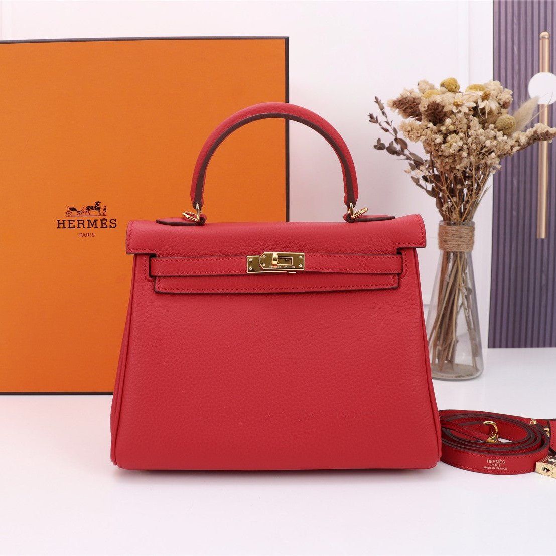HM KELLY BAG 28 RED TOGO GOLD HARDWARE
